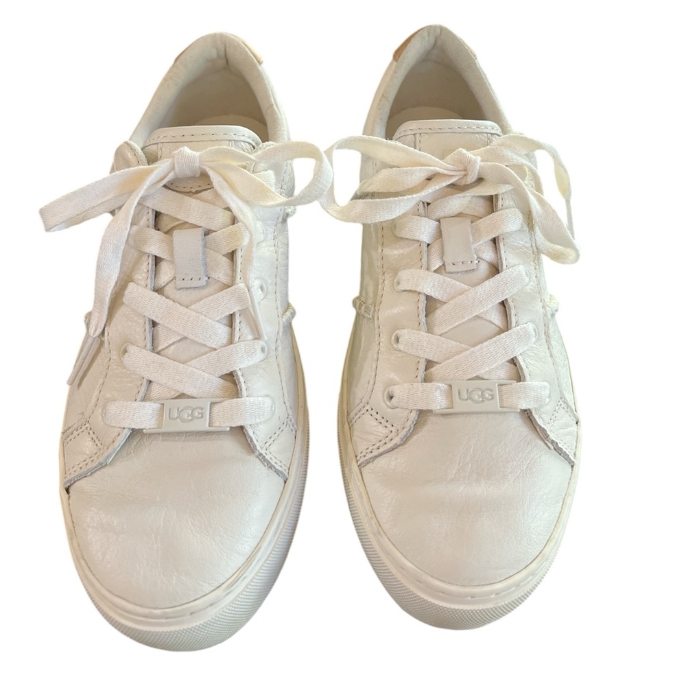 UGG Classic Lace Up Soft Leather Sneaker